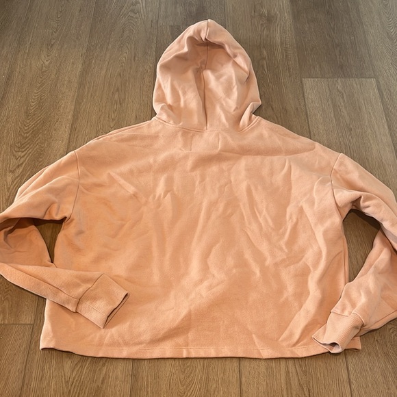 Victorias Secret Sport Super Soft Cropped Hoodie EUC - Picture 6 of 7